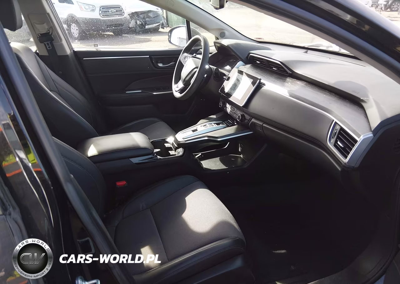 2018 Honda Clarity Plug-In Hybrid VIN:JHMZC5F17JC007005 - 5