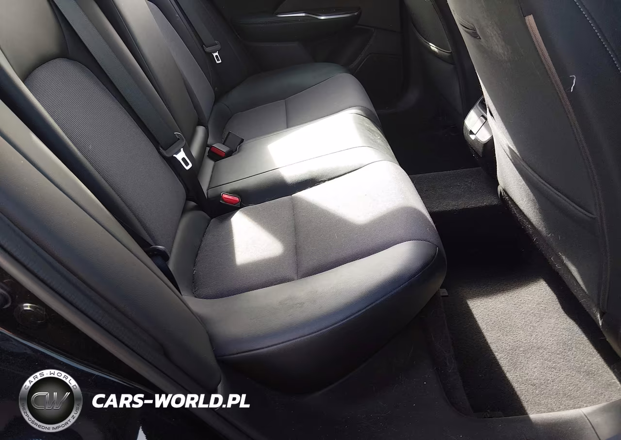 2018 Honda Clarity Plug-In Hybrid VIN:JHMZC5F17JC007005 - 8