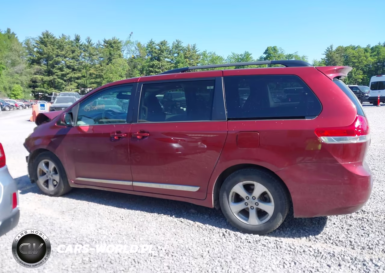 2014 Toyota Sienna Le V6 8 Passenger VIN:5TDKK3DC5ES480744 - 14
