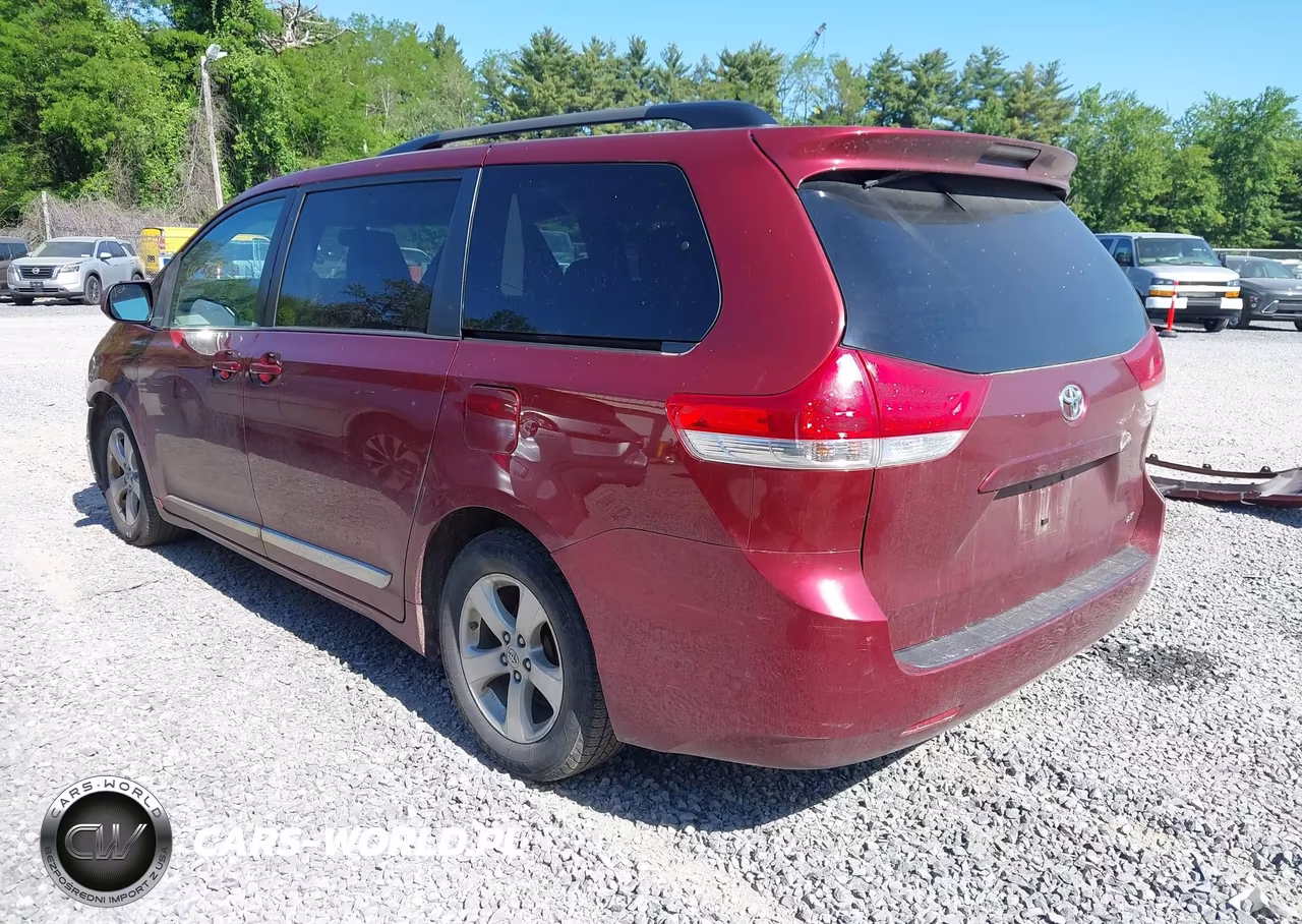 2014 Toyota Sienna Le V6 8 Passenger VIN:5TDKK3DC5ES480744 - 3