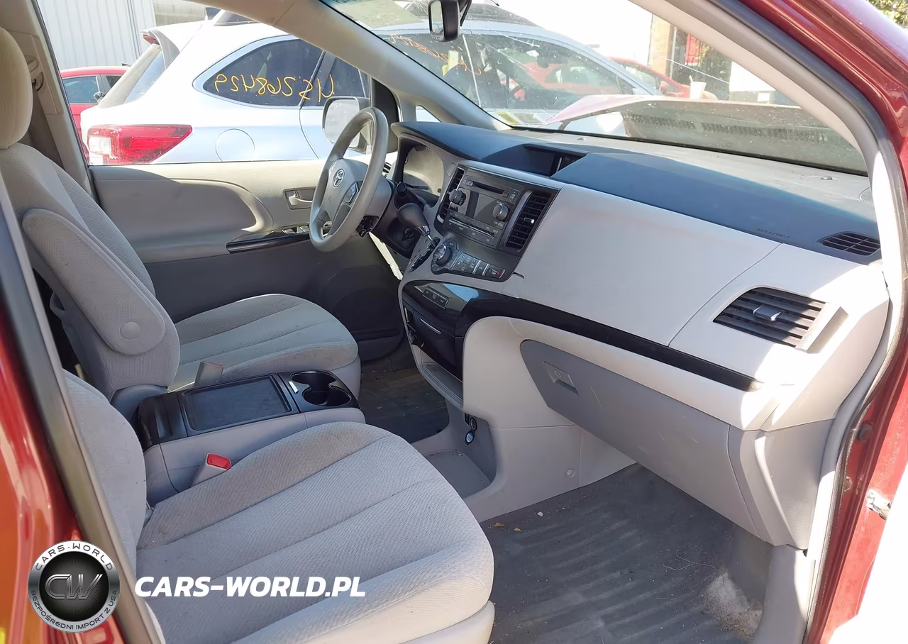 2014 Toyota Sienna Le V6 8 Passenger VIN:5TDKK3DC5ES480744 - 5