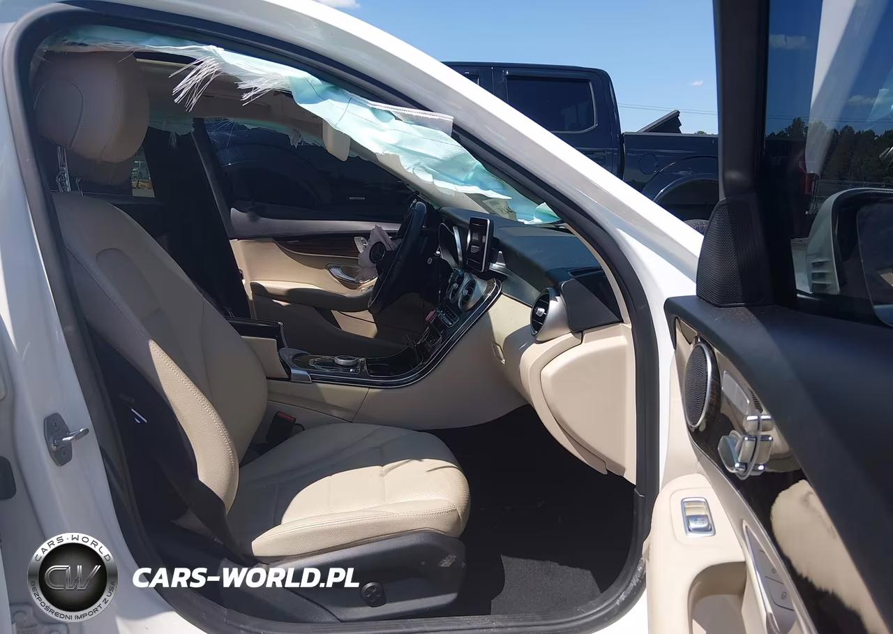 2017 Mercedes-Benz C 300 4Matic VIN:55SWF4KB8HU228063 - 5