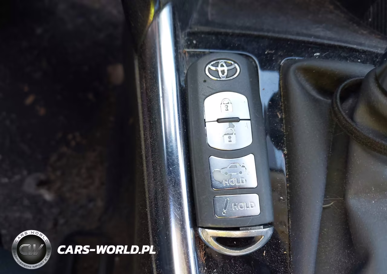 2018 Toyota Yaris Ia VIN:3MYDLBYV8JY321846 - 11