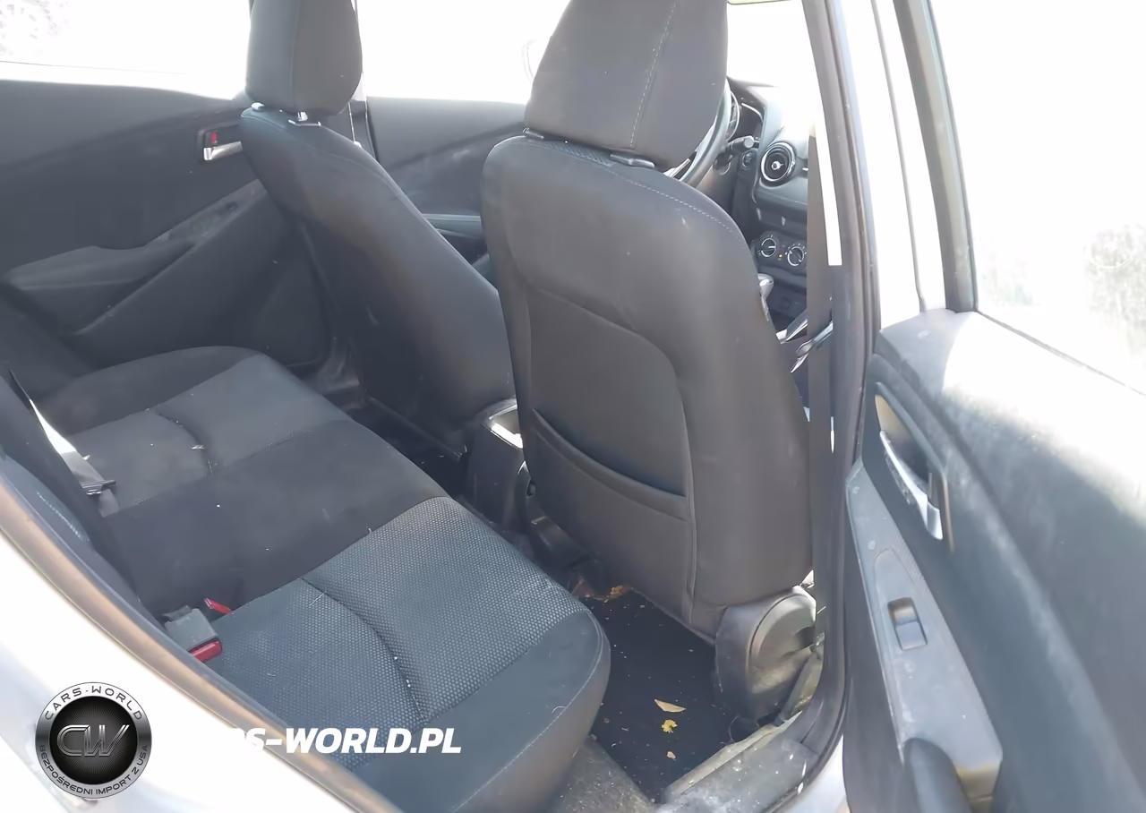 2018 Toyota Yaris Ia VIN:3MYDLBYV8JY321846 - 8