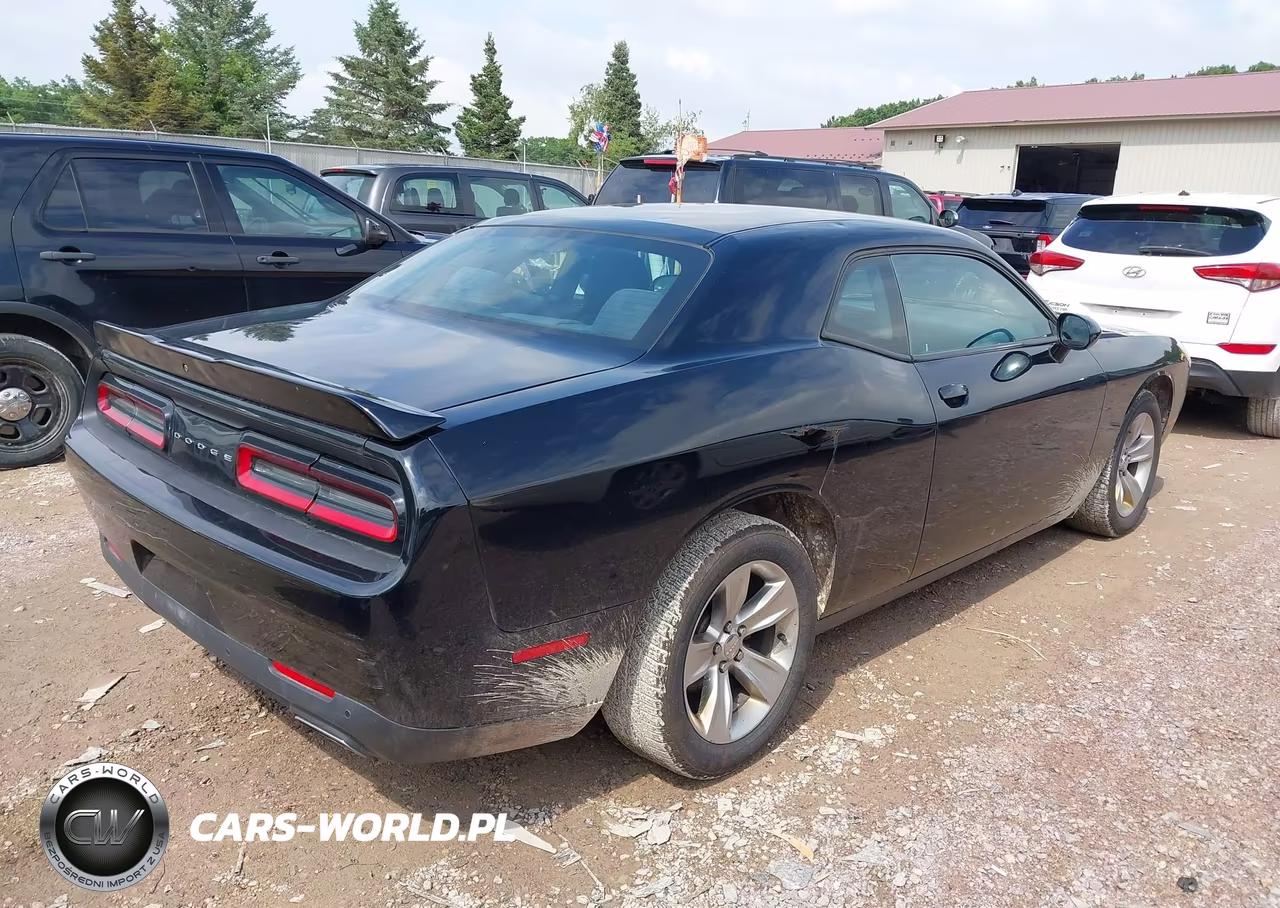 2016 Dodge Challenger Sxt VIN:2C3CDZAG1GH353827 - 4
