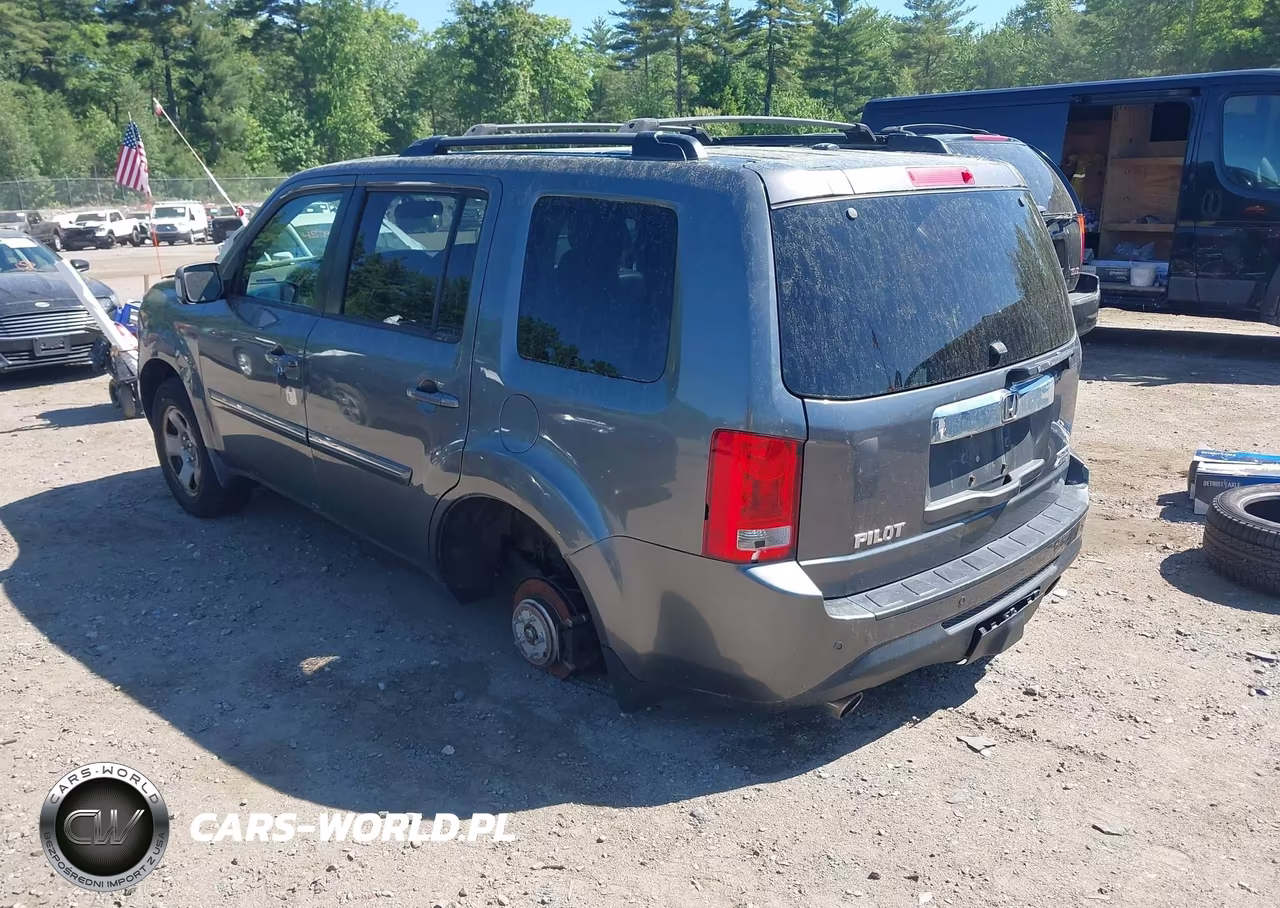2012 Honda Pilot Touring VIN:5FNYF4H91CB079597 - 3