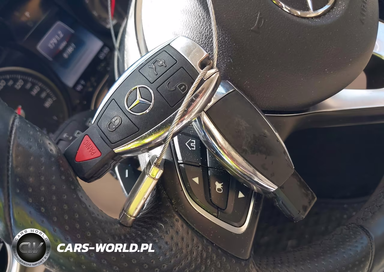 2018 Mercedes-Benz Glc 300 4Matic VIN:WDC0G4KB2JV053900 - 11