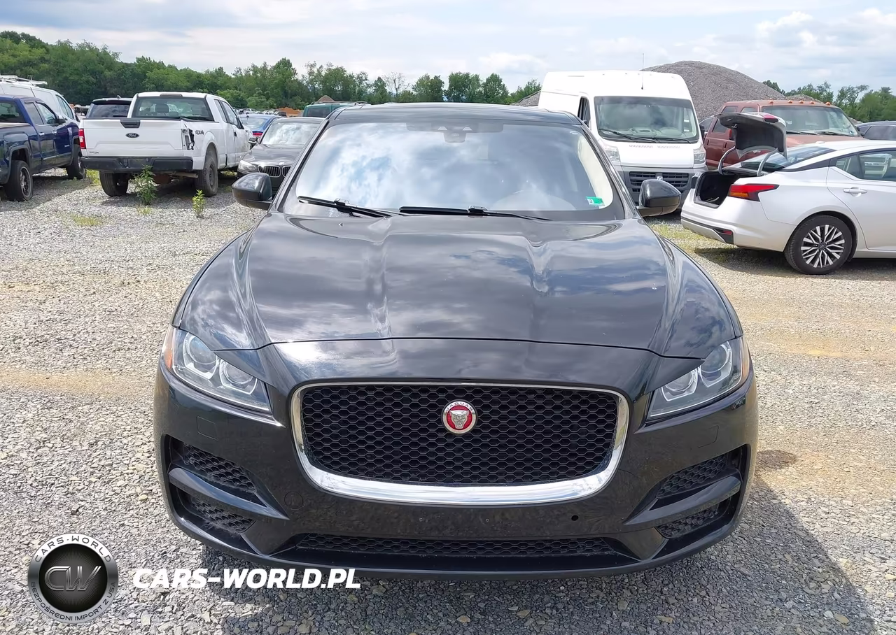 2020 Jaguar F-Pace 30T Prestige VIN:SADCK2GX4LA635683 - 12