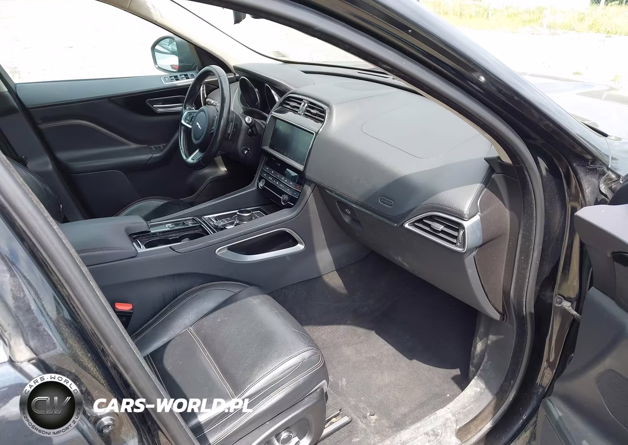 2020 Jaguar F-Pace 30T Prestige VIN:SADCK2GX4LA635683 - 5