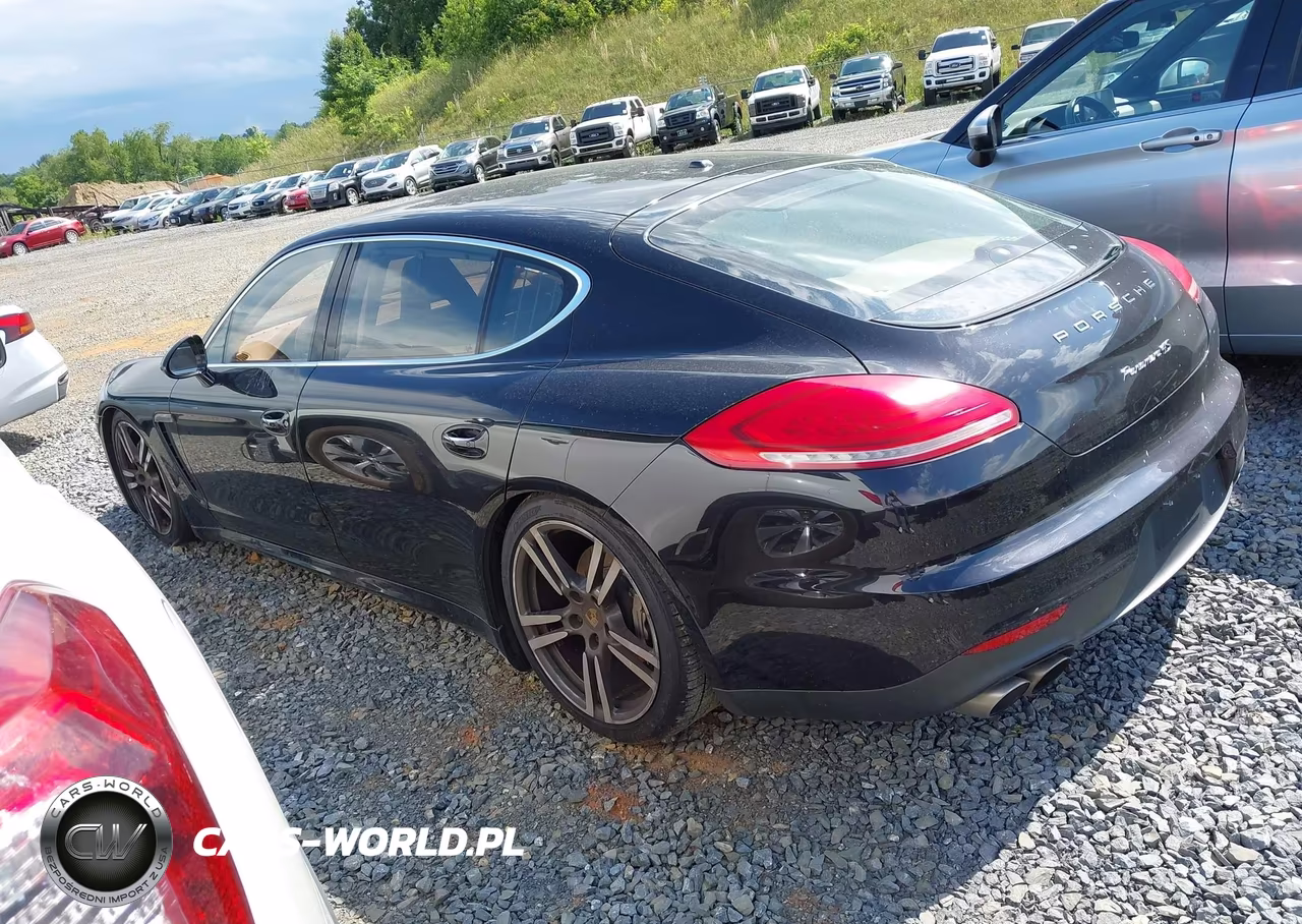2014 Porsche Panamera 4S Executive VIN:WP0BB2A71EL063639 - 3
