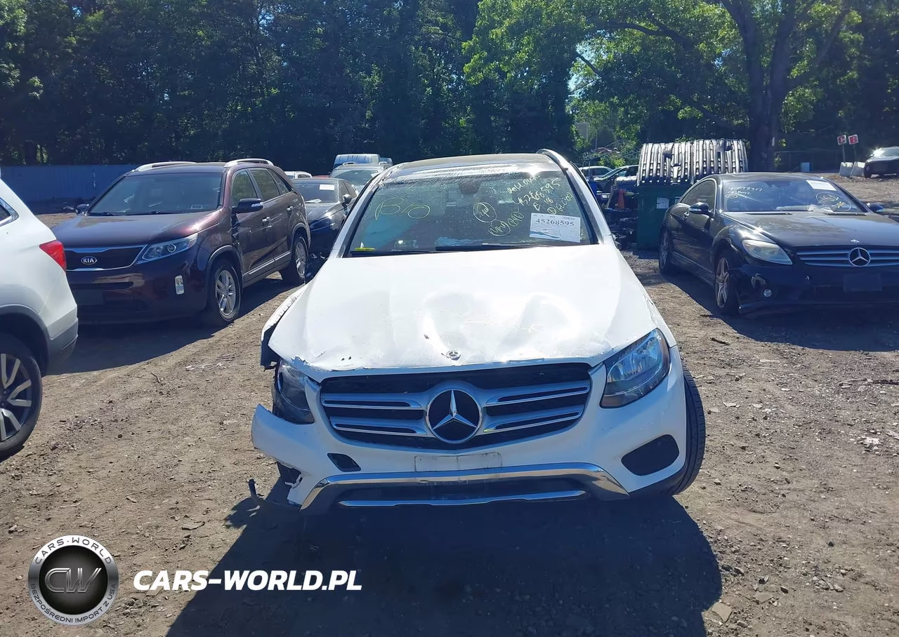 2018 Mercedes-Benz Glc 300 4Matic VIN:WDC0G4KB9JF402156 - 11