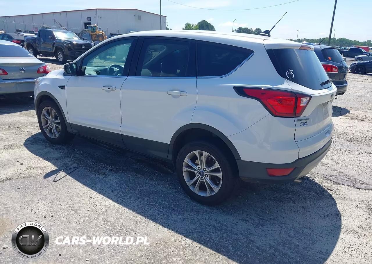 2019 Ford Escape Se VIN:1FMCU0GD2KUA88101 - 3