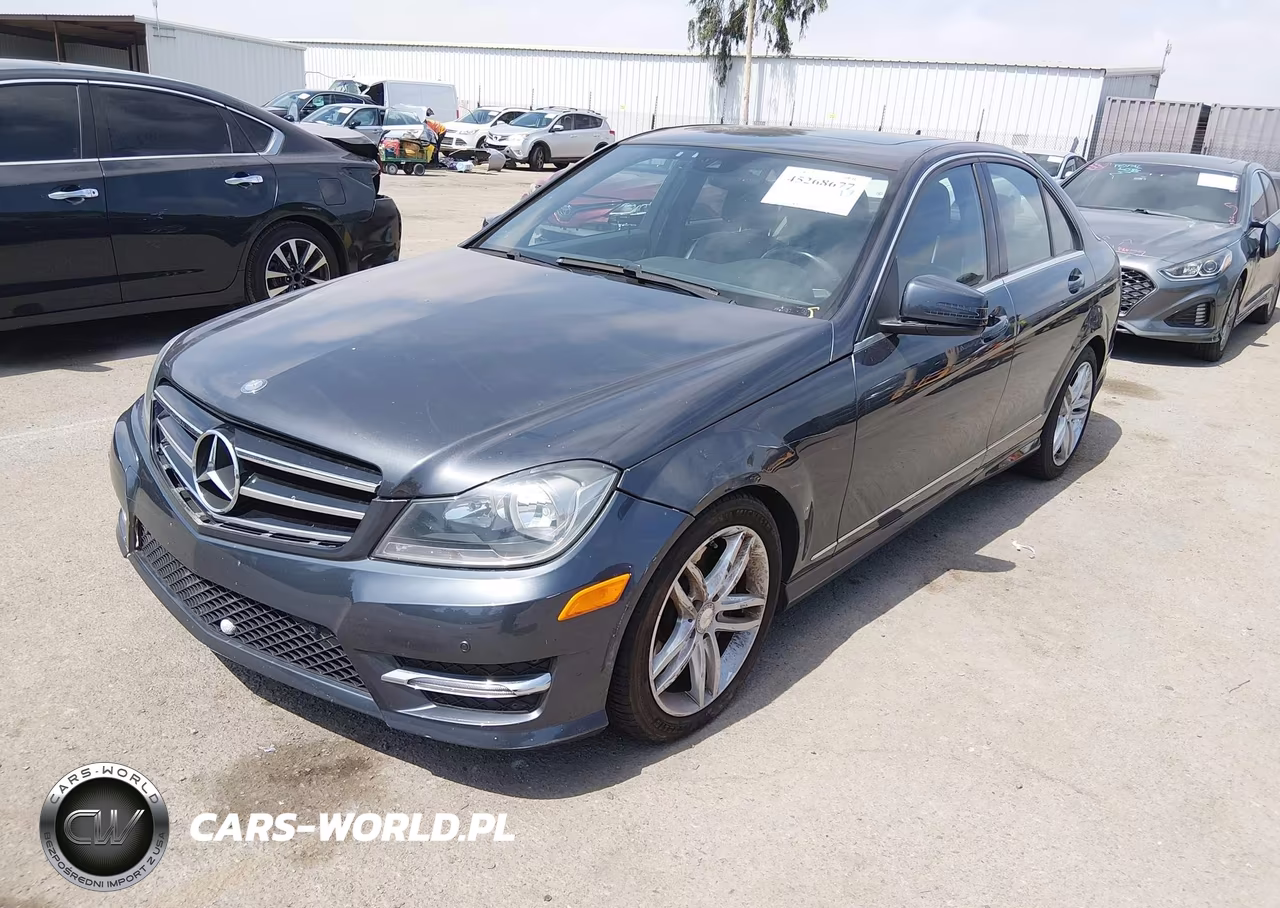 2013 Mercedes-Benz C 300 Sport 4Matic VIN:WDDGF8AB2DR283701 - 2