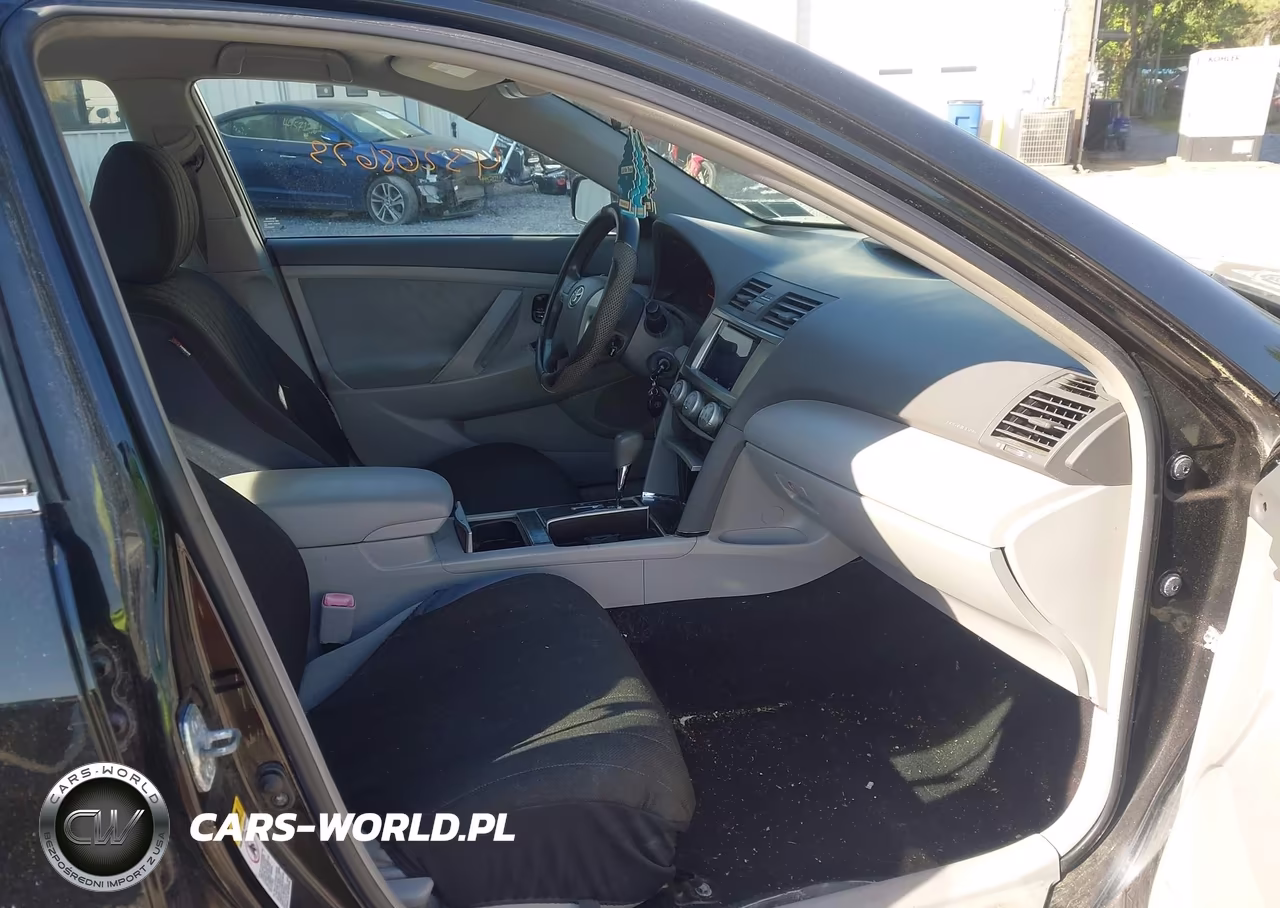 2010 Toyota Camry Le VIN:4T1BF3EK5AU031074 - 5