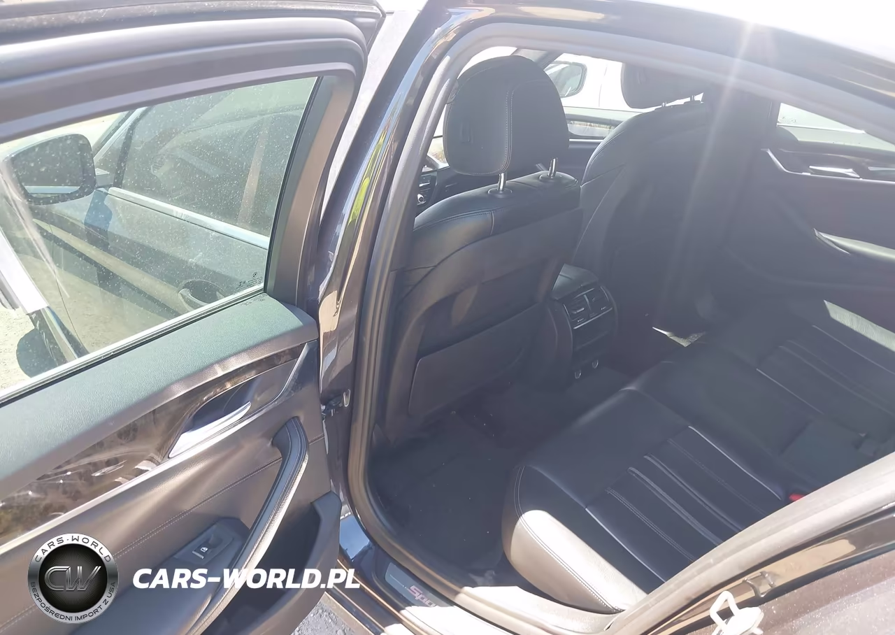 2019 BMW 540I VIN:WBAJE5C5XKWE66299 - 8