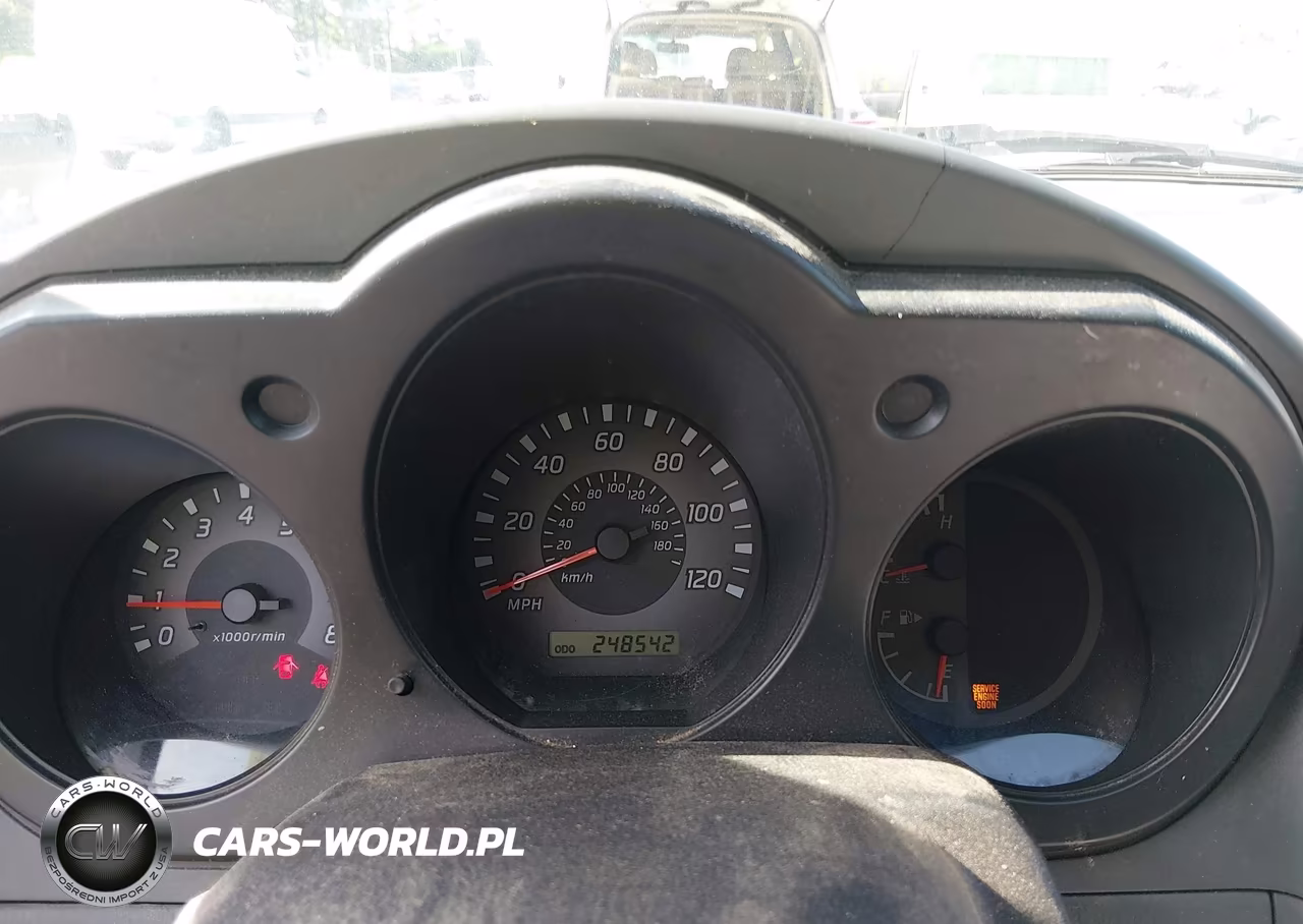 2002 Nissan Xterra Xe-Se VIN:5N1ED28T82C605918 - 7