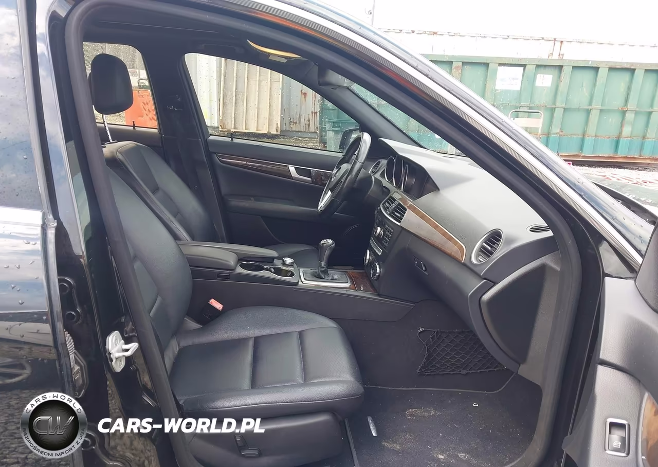 2013 Mercedes-Benz C 250 Sport VIN:WDDGF4HB8DR300600 - 5