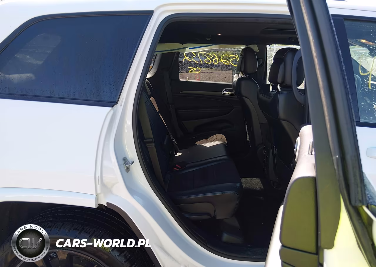 2020 Jeep Grand Cherokee Altitude 4X4 VIN:1C4RJFAG0LC359127 - 8