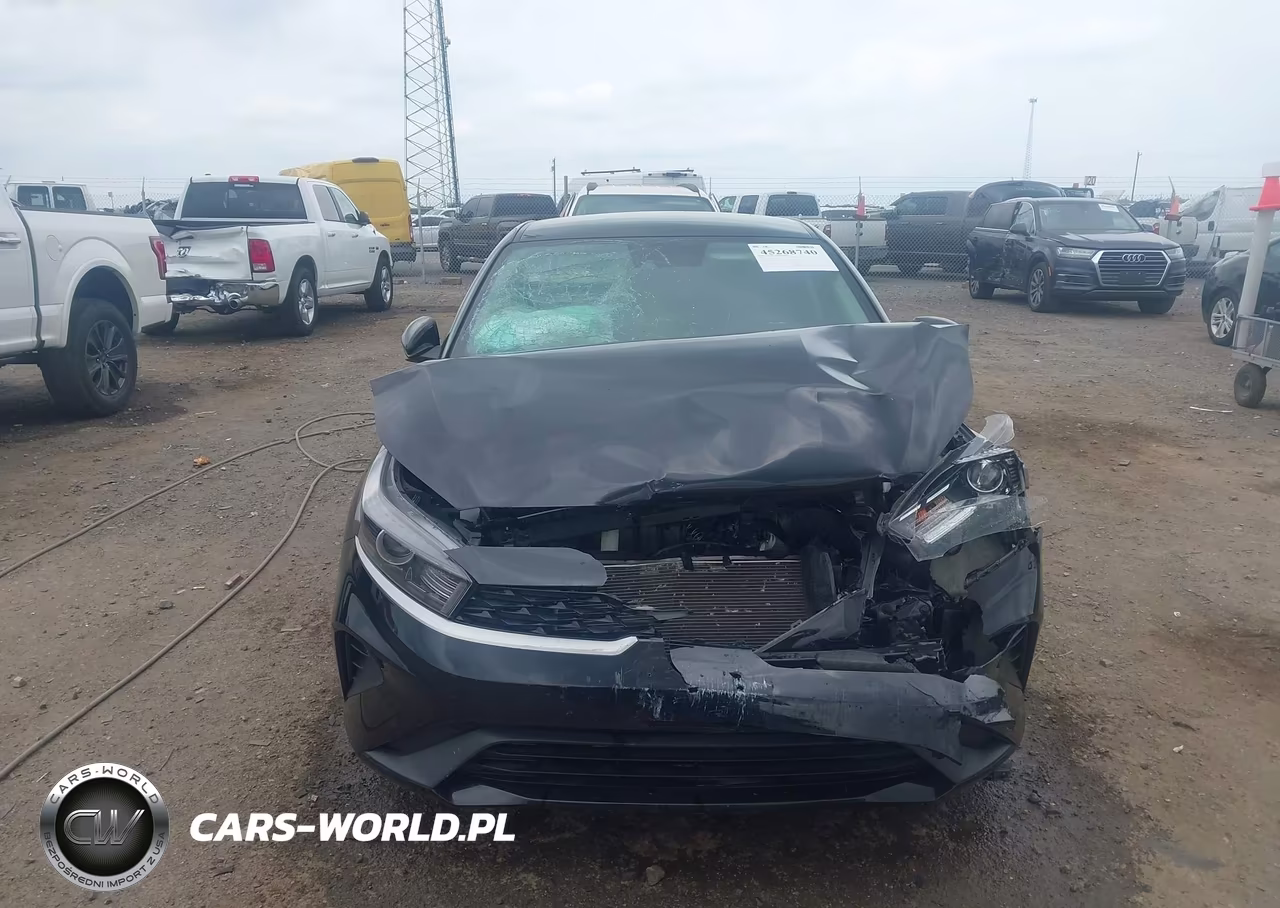 2022 Kia Forte Lxs VIN:3KPF24AD5NE425161 - 12