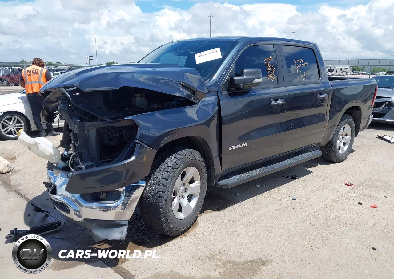 2019 Ram 1500 Big Horn-Lone Star 4X2 5'7 Box VIN:1C6RREFT8KN828953 - 2