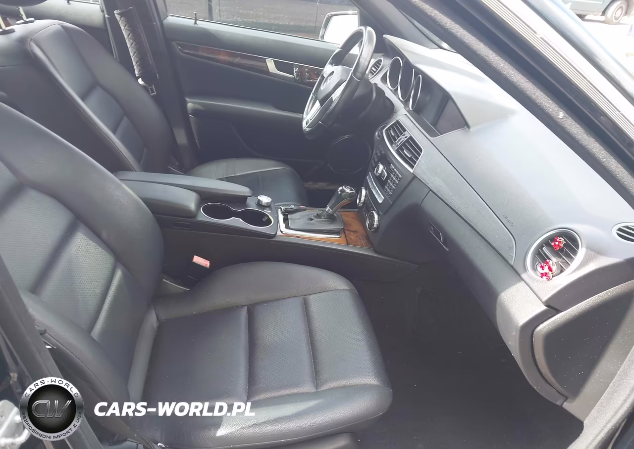 2012 Mercedes-Benz C 250 Luxury-Sport VIN:WDDGF4HB9CA630856 - 5