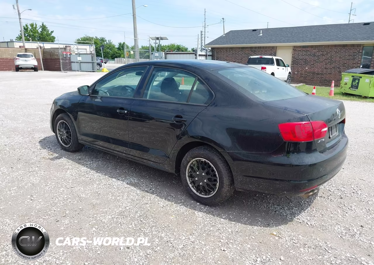 2012 Volkswagen Jetta 2.0L S VIN:3VW2K7AJ7CM358133 - 3