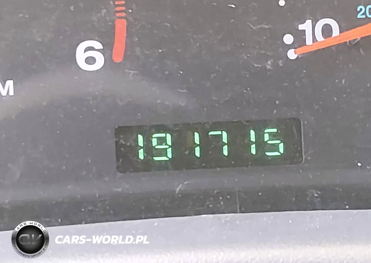 2005 Jeep Wrangler Unlimited VIN:1J4FA44S85P301506 - 15