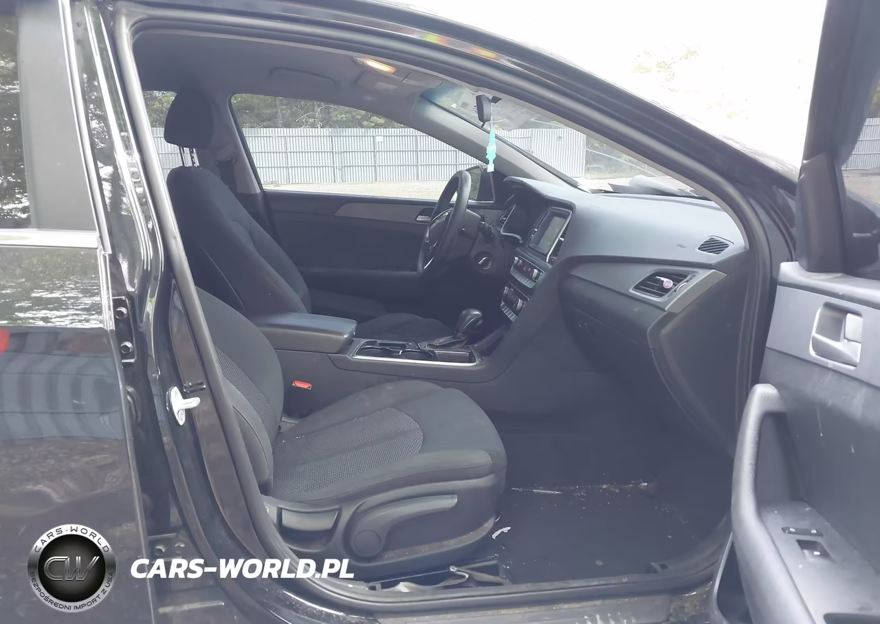 2019 Hyundai Sonata Se VIN:5NPE24AF8KH750259 - 5
