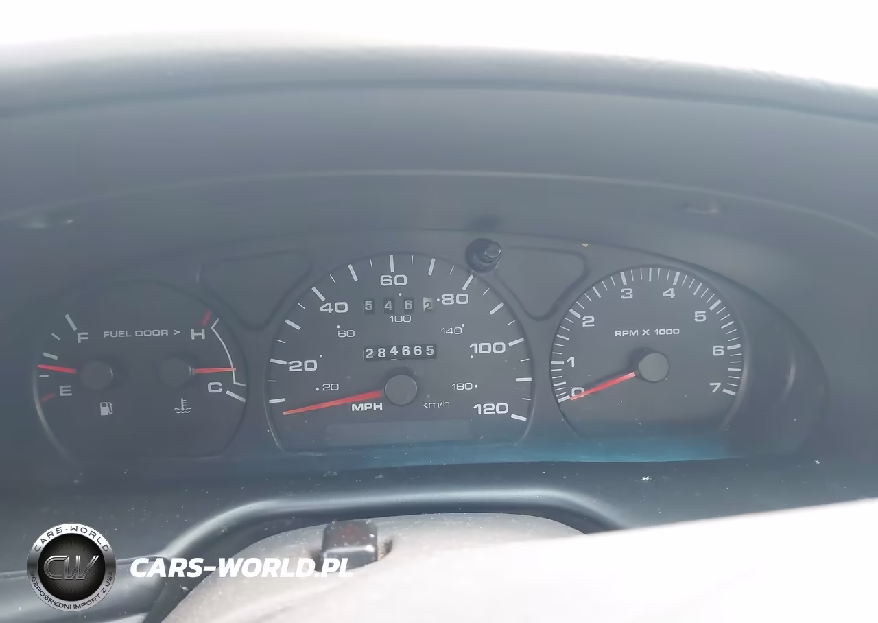 2000 Ford Taurus Ses VIN:1FAFP55S3YA231970 - 7