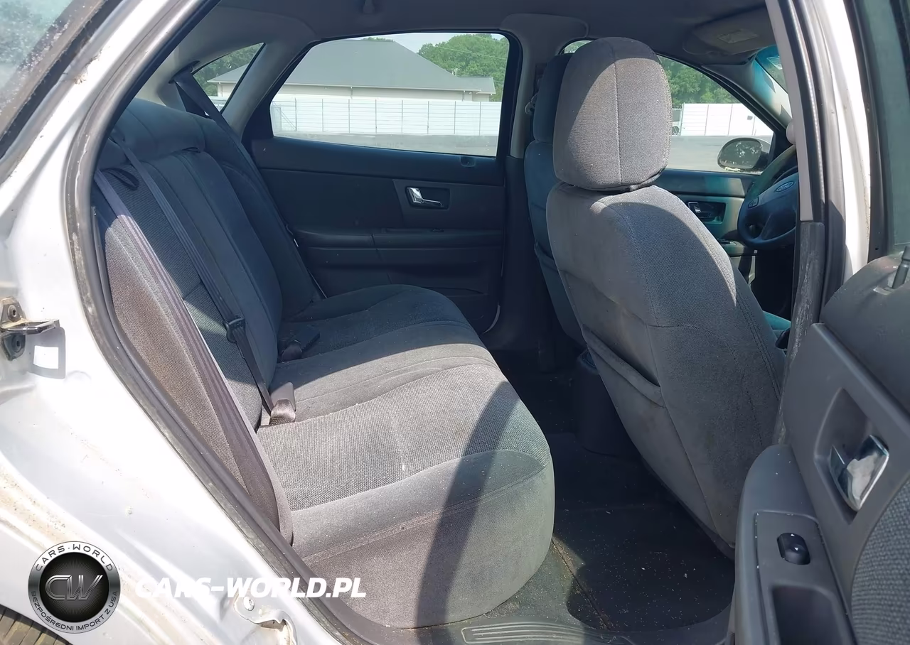 2000 Ford Taurus Ses VIN:1FAFP55S3YA231970 - 8