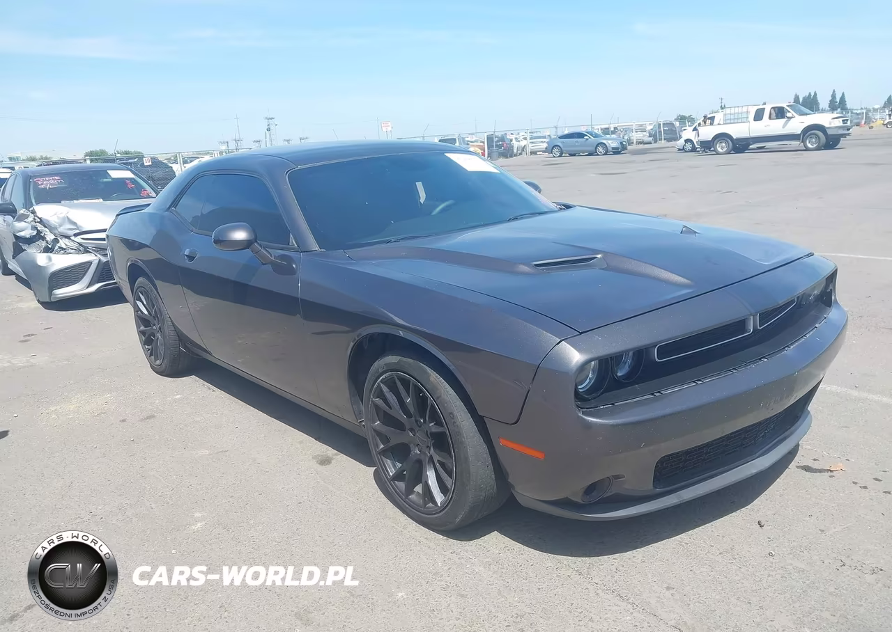 2015 Dodge Challenger Sxt – zdjęcie 1 z 16