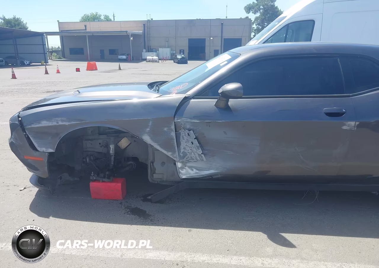 2015 Dodge Challenger Sxt VIN:2C3CDZAG6FH811506 - 6