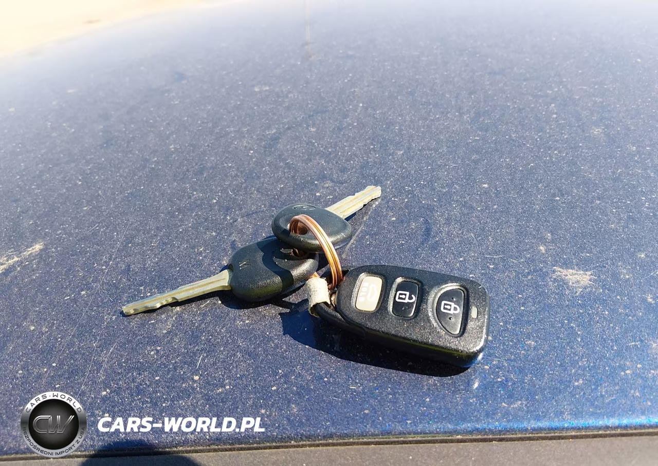 2018 Hyundai Elantra Sel VIN:5NPD84LF5JH250100 - 11