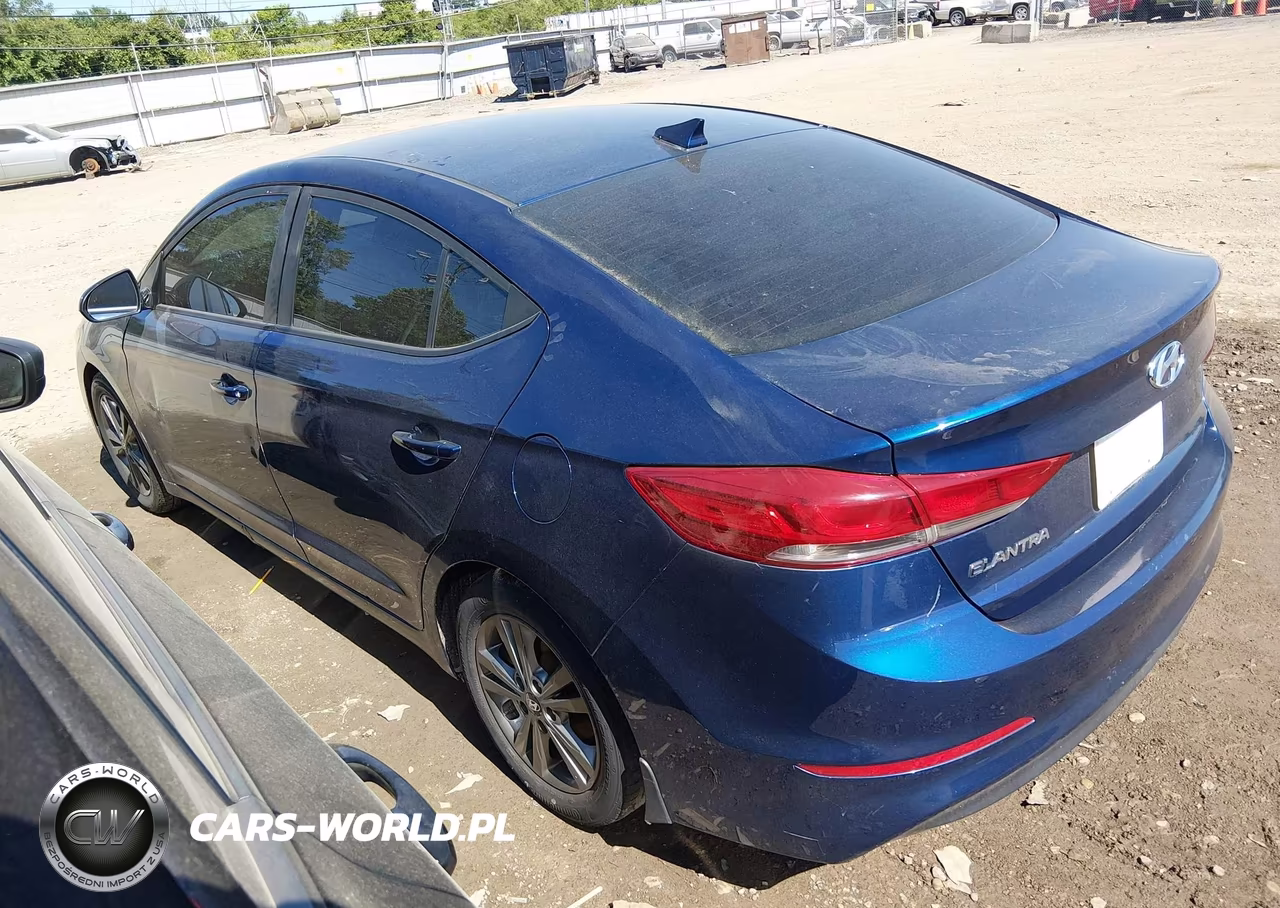 2018 Hyundai Elantra Sel VIN:5NPD84LF5JH250100 - 3