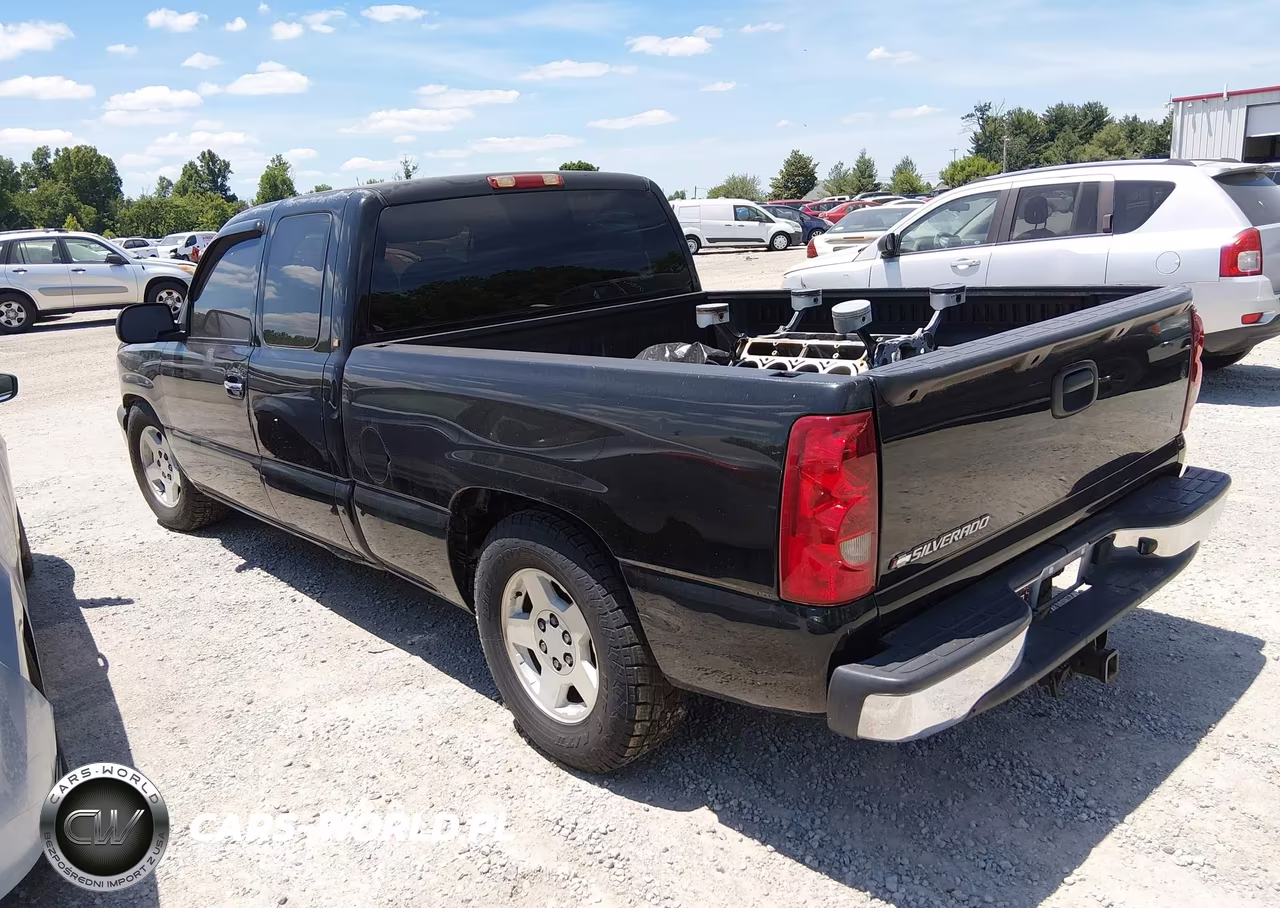 2003 Chevrolet Silverado 1500 Ls VIN:2GCEC19T131171171 - 3