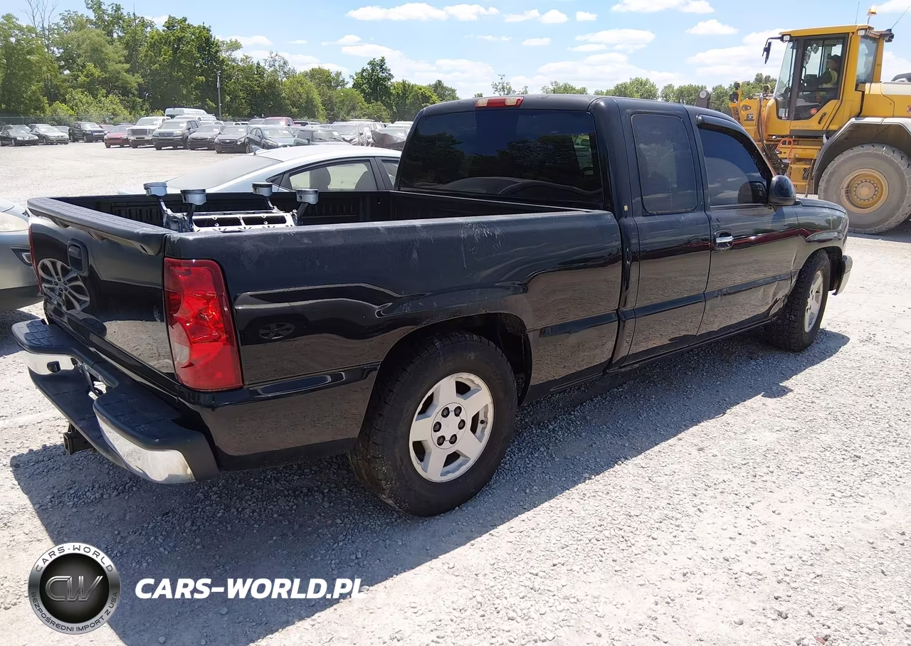 2003 Chevrolet Silverado 1500 Ls VIN:2GCEC19T131171171 - 4