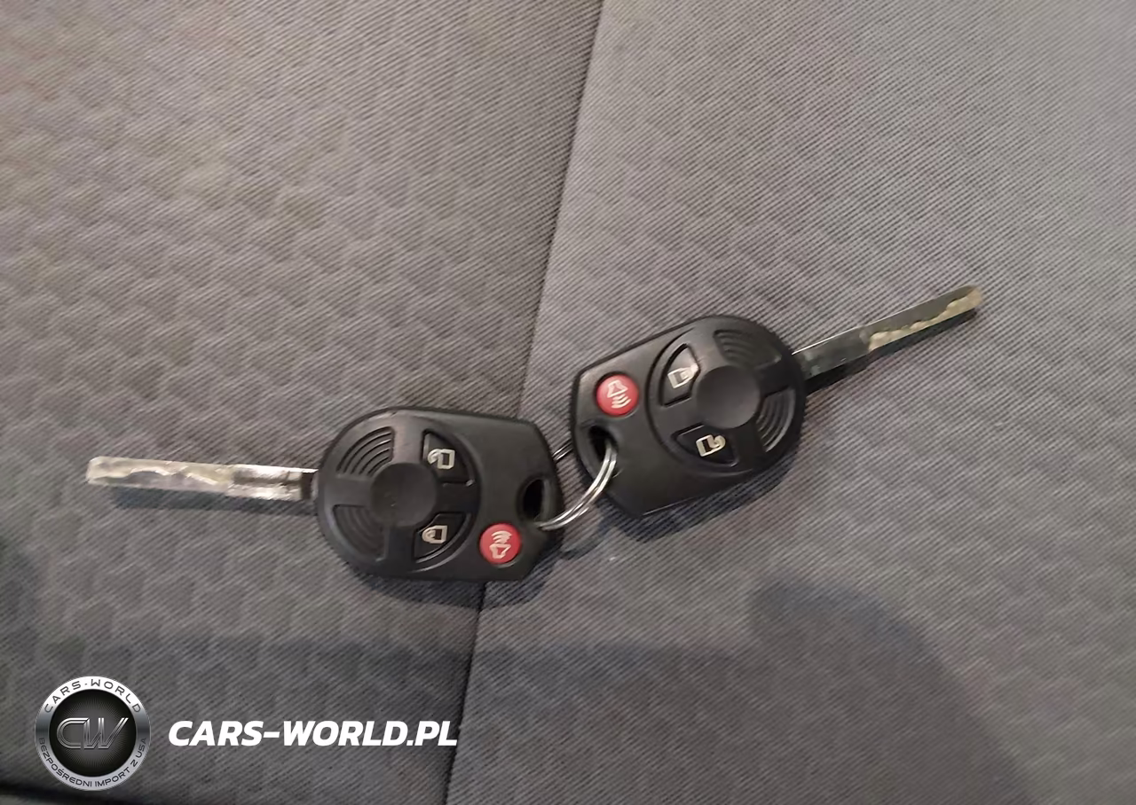 2018 Ford Escape Se VIN:1FMCU9GD9JUA12359 - 11