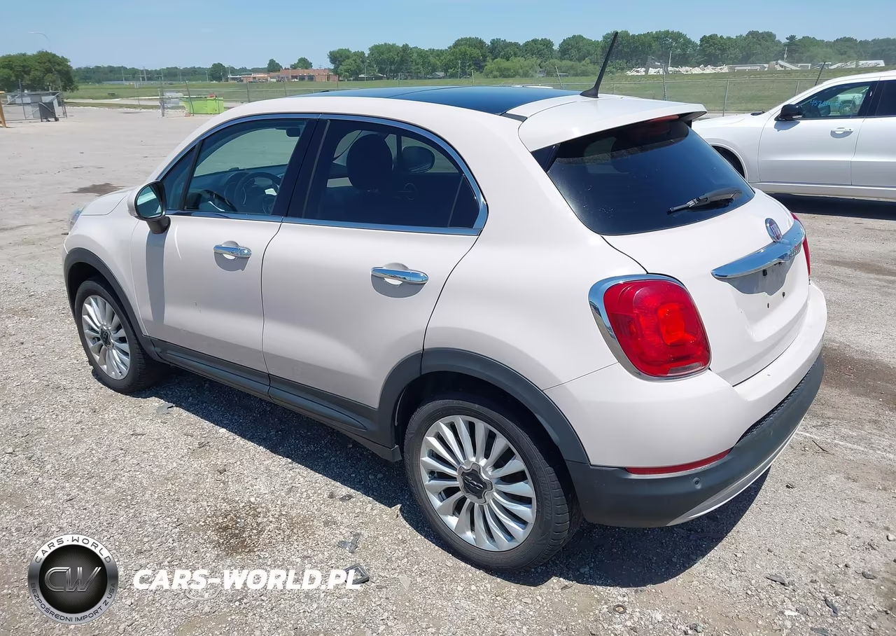 2016 Fiat 500X Lounge VIN:ZFBCFYDT2GP379473 - 3