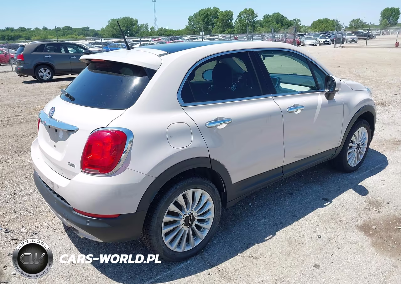 2016 Fiat 500X Lounge VIN:ZFBCFYDT2GP379473 - 4