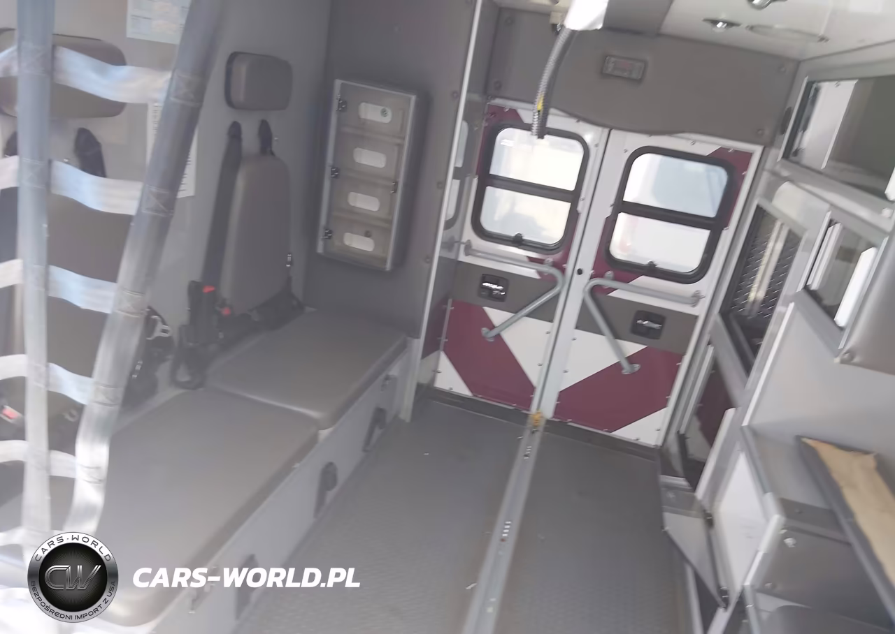 2019 Chevrolet Express Cutaway 4500 VIN:1GB3GRCG4K1253409 - 7