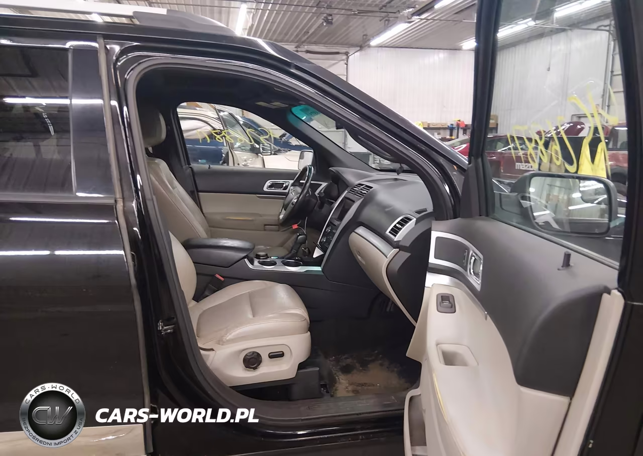 2012 Ford Explorer Xlt VIN:1FMHK8D83CGA53472 - 5