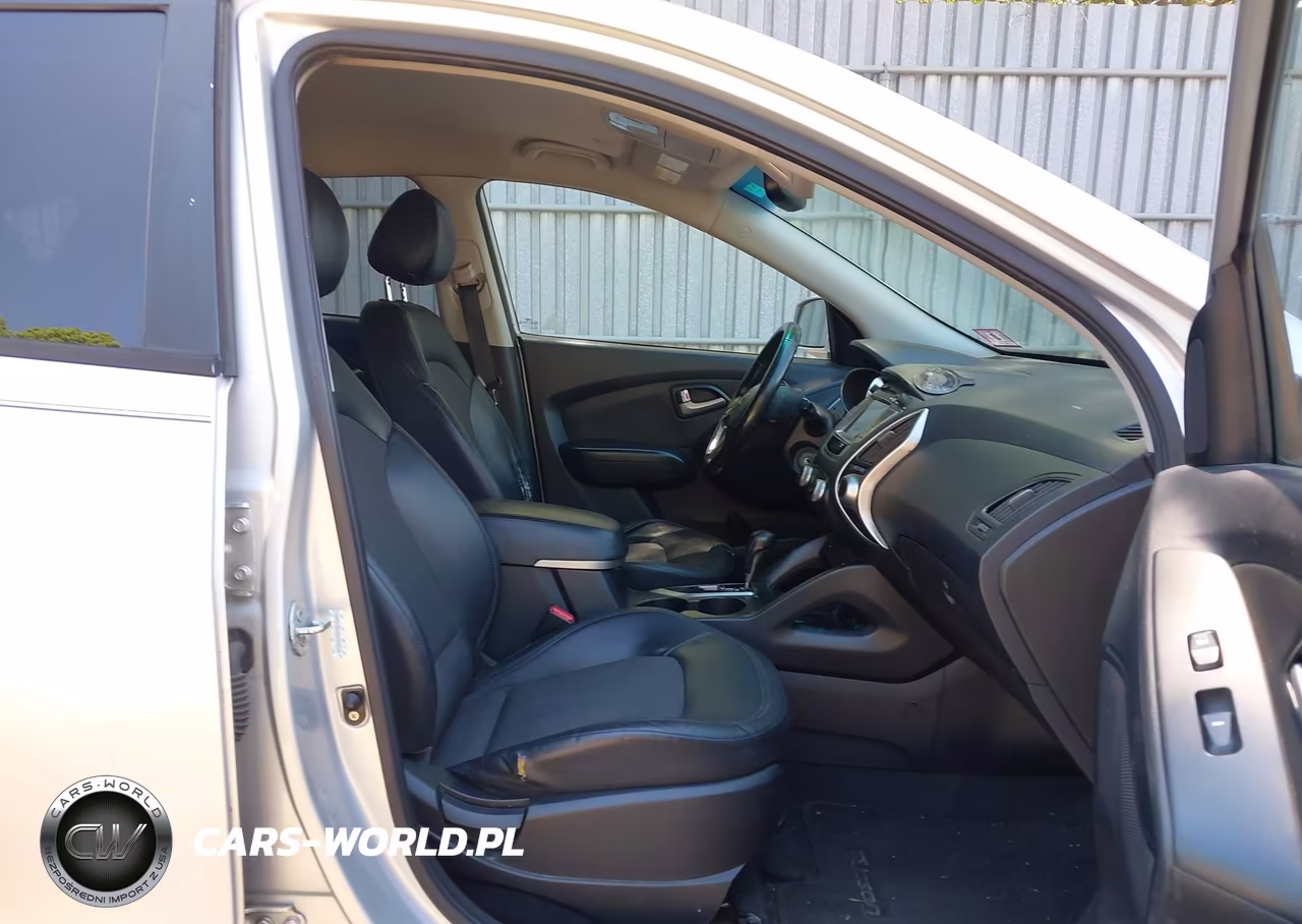 2011 Hyundai Tucson Gls VIN:KM8JUCAC5BU198133 - 5