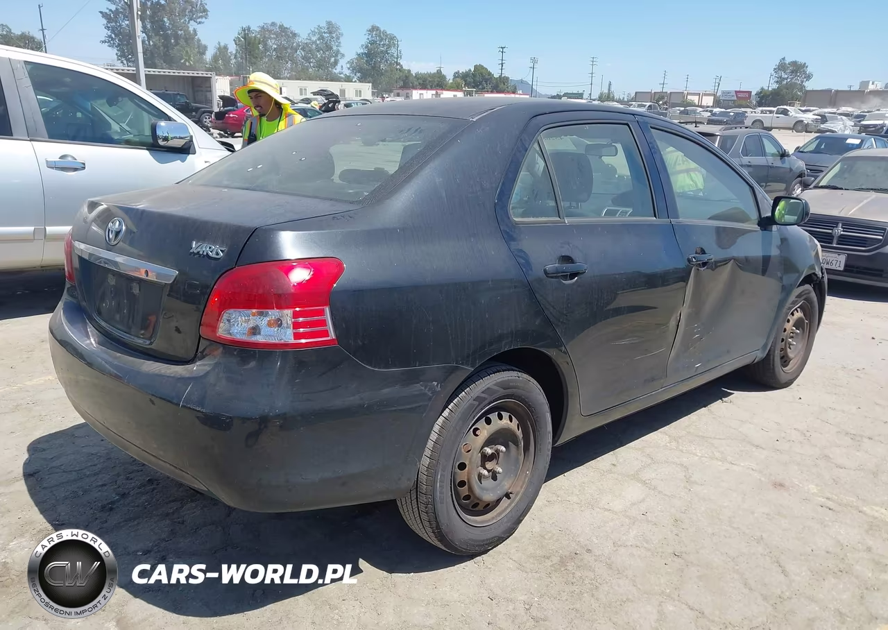 2012 Toyota Yaris VIN:JTDBT4K30CL025143 - 4