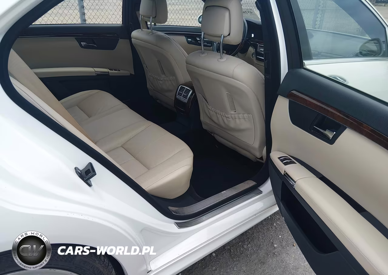 2009 Mercedes-Benz S 550 VIN:WDDNG71X69A271857 - 8