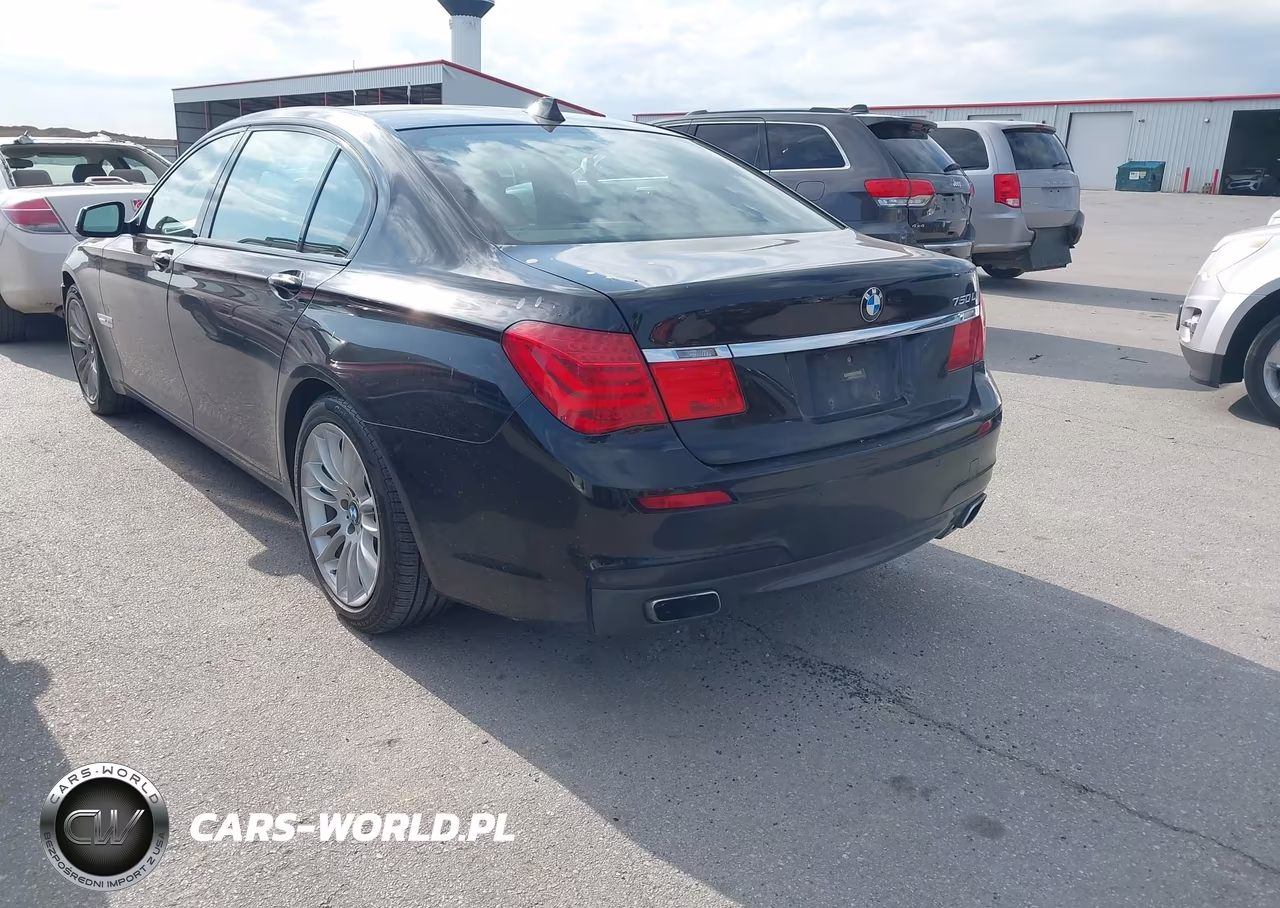 2012 BMW 750Li xDrive VIN:WBAKC8C5XCC435162 - 3