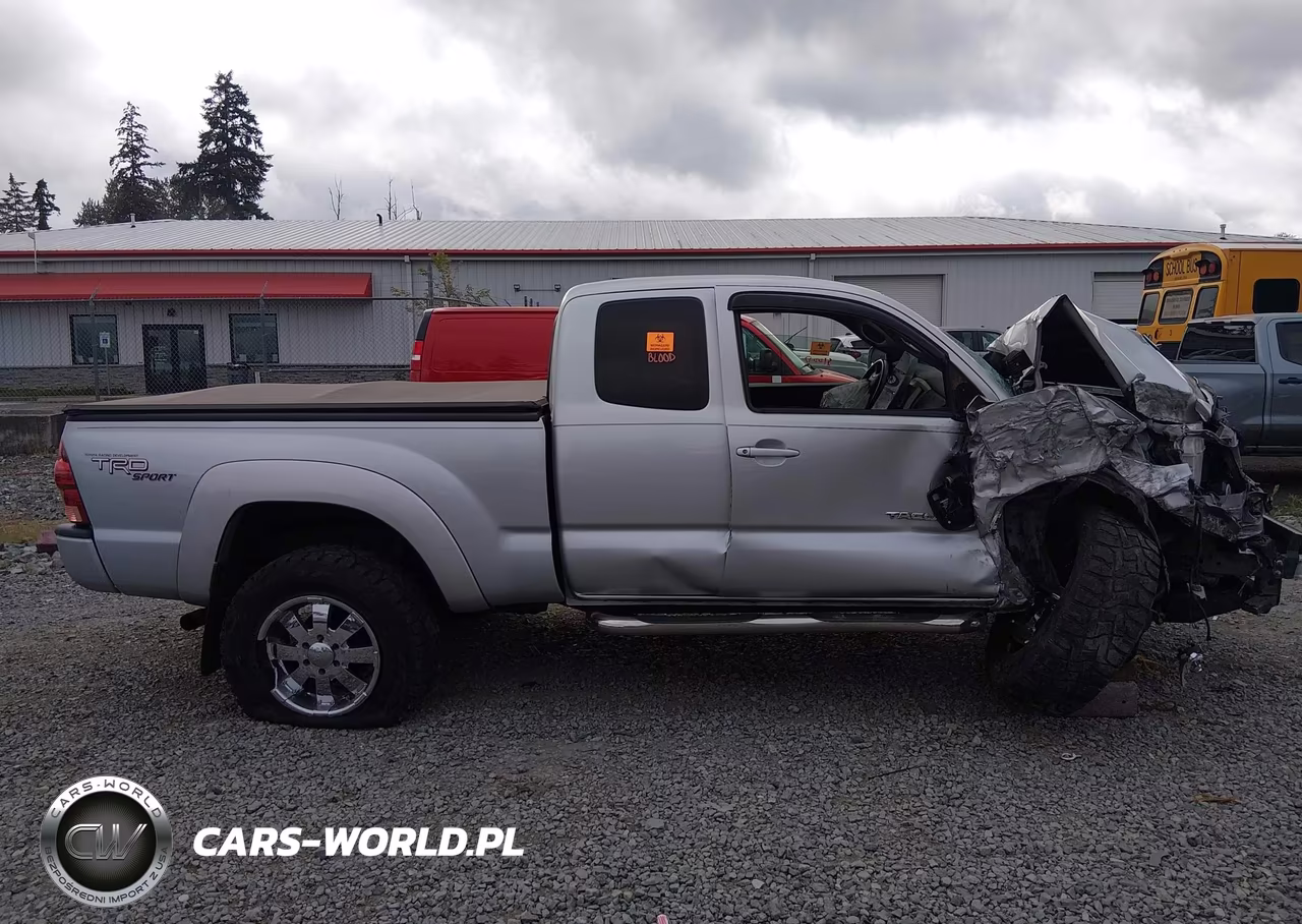 2005 Toyota Tacoma Base V6 VIN:5TEUU42N05Z016714 - 13
