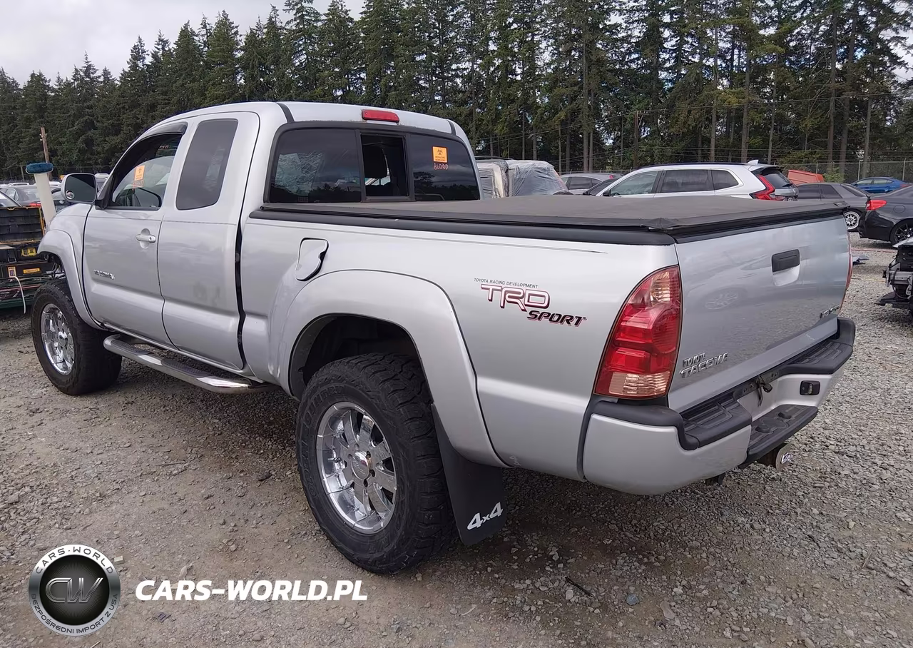 2005 Toyota Tacoma Base V6 VIN:5TEUU42N05Z016714 - 3
