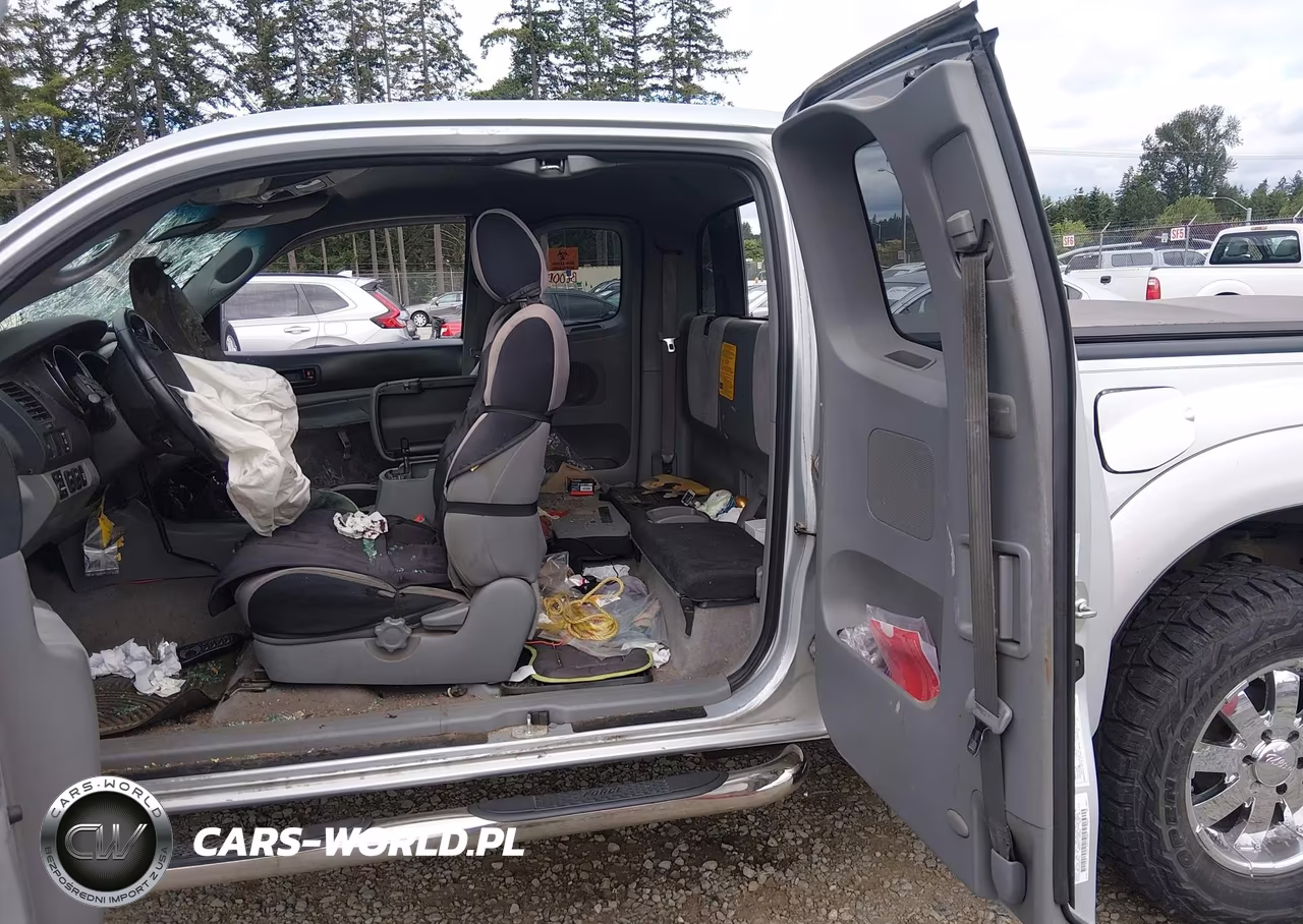 2005 Toyota Tacoma Base V6 VIN:5TEUU42N05Z016714 - 8