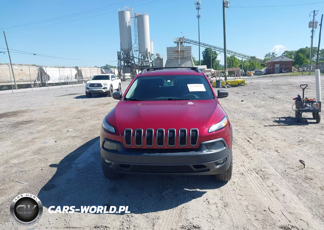 2015 Jeep Cherokee Trailhawk VIN:1C4PJMBS7FW785625 - 12