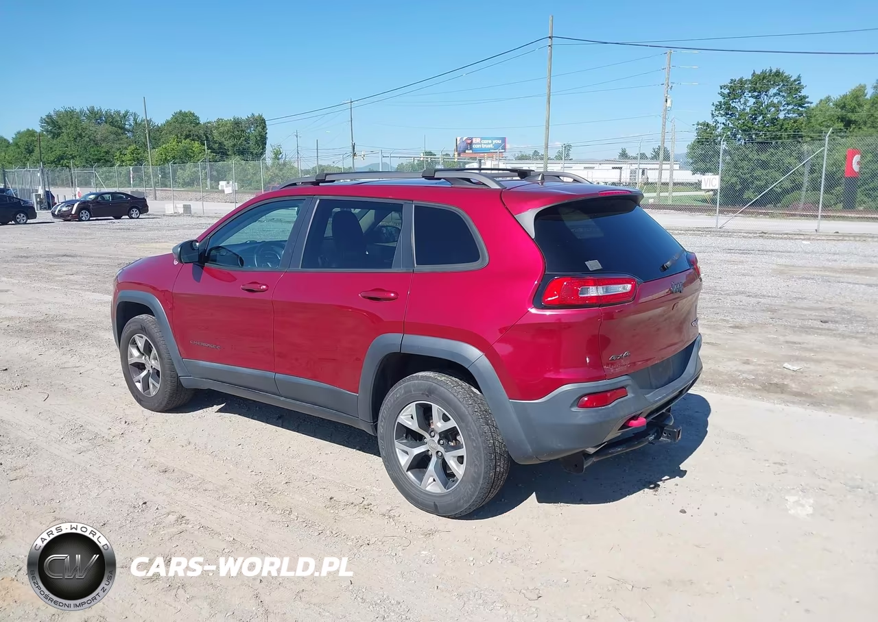 2015 Jeep Cherokee Trailhawk VIN:1C4PJMBS7FW785625 - 3